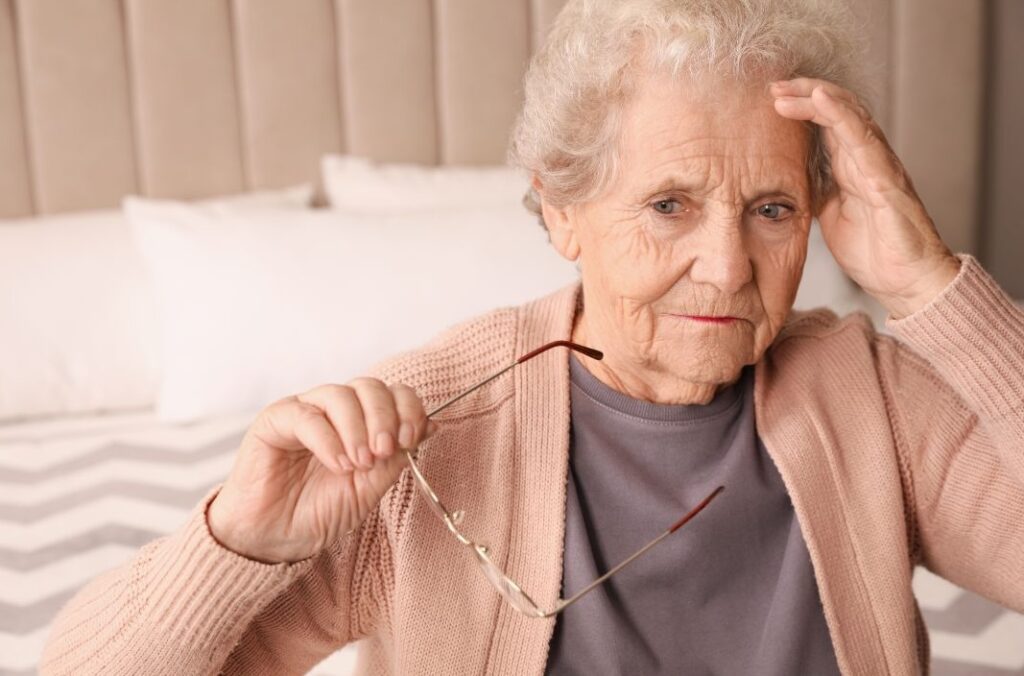 woman looking confused from misplacing items