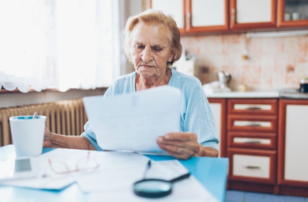 elderly woman disorganisation