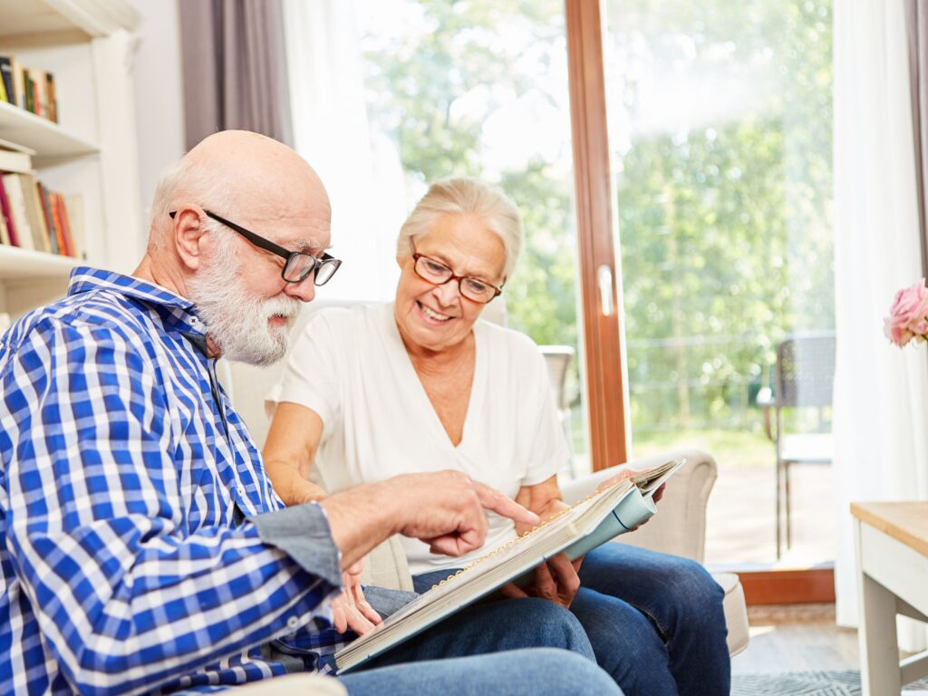 Bloke with Alzheimers with his wife