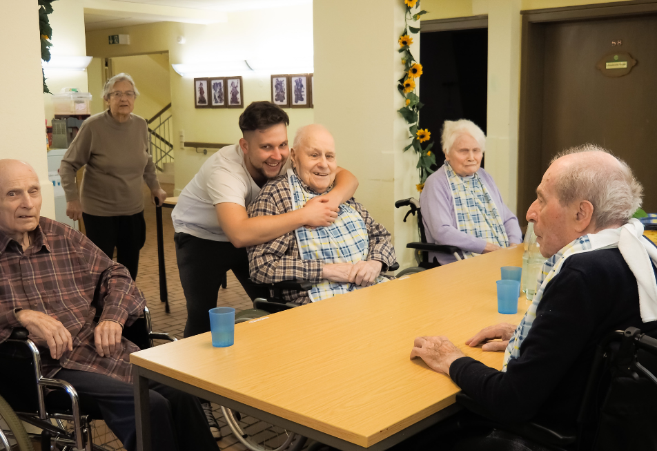 Support groups and community networks